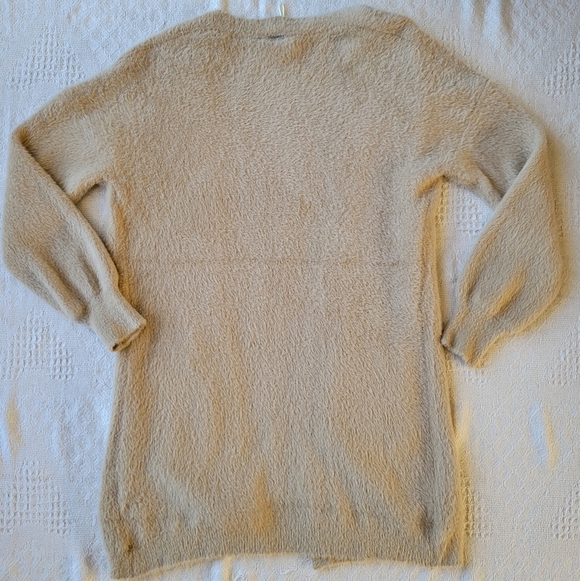 Sioni Long Sleeve Full coverage Soft and Fuzzy Open front Cardigan- Cream beige - Picture 2 of 9